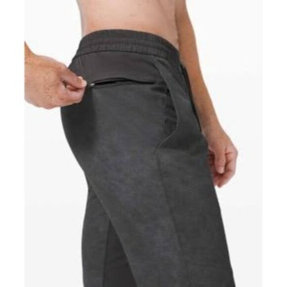 Lululemon License To Train Pant 30” Graphite Grey Elastic Waist Zip Pocket M - Picture 8 of 8
